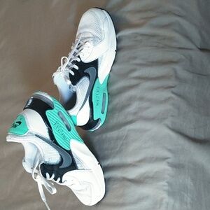 Nike. Air Max. Women's 7.5